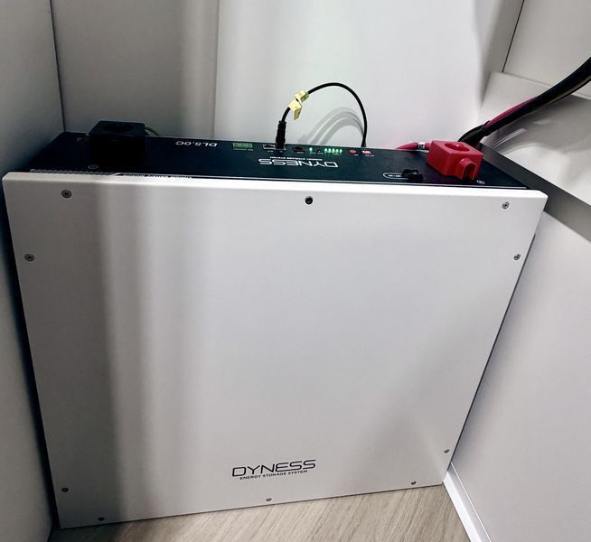 Акумулятор Dyness DL5.0C LiFePO4 5,12 кВт&middot;год з підігрівом KE-V-DYNESS-DL50C-HEATING фото
